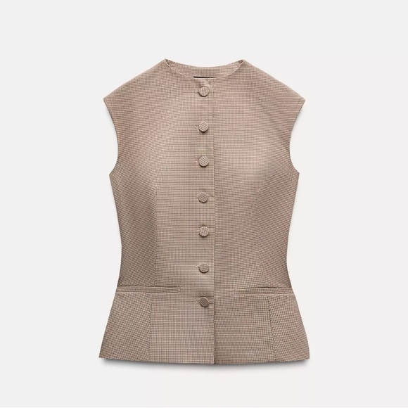 Zara Tops - NWT Zara Buttoned Plaid Top